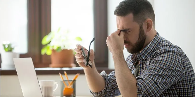 Saiba por que os problemas urológicos podem afetar a produtividade no trabalho. Conheça as soluções.